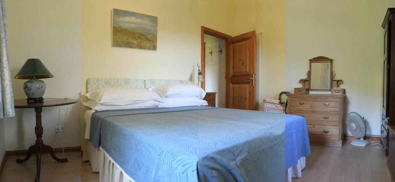 Localita S Cecilia 30, Urbania Appartement Buitenkant foto