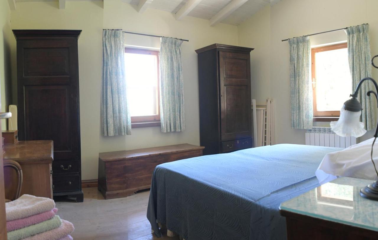 Localita S Cecilia 30, Urbania Appartement Buitenkant foto